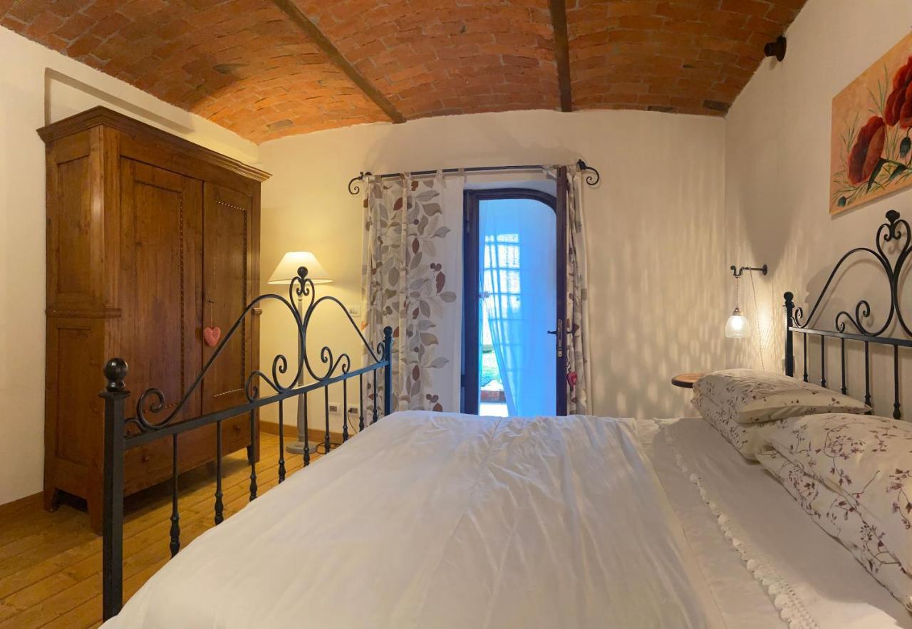Cocconato Al Riccio Bed & Breakfast エクステリア 写真